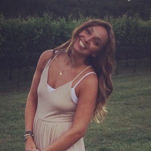 Meet your Posher, Addie